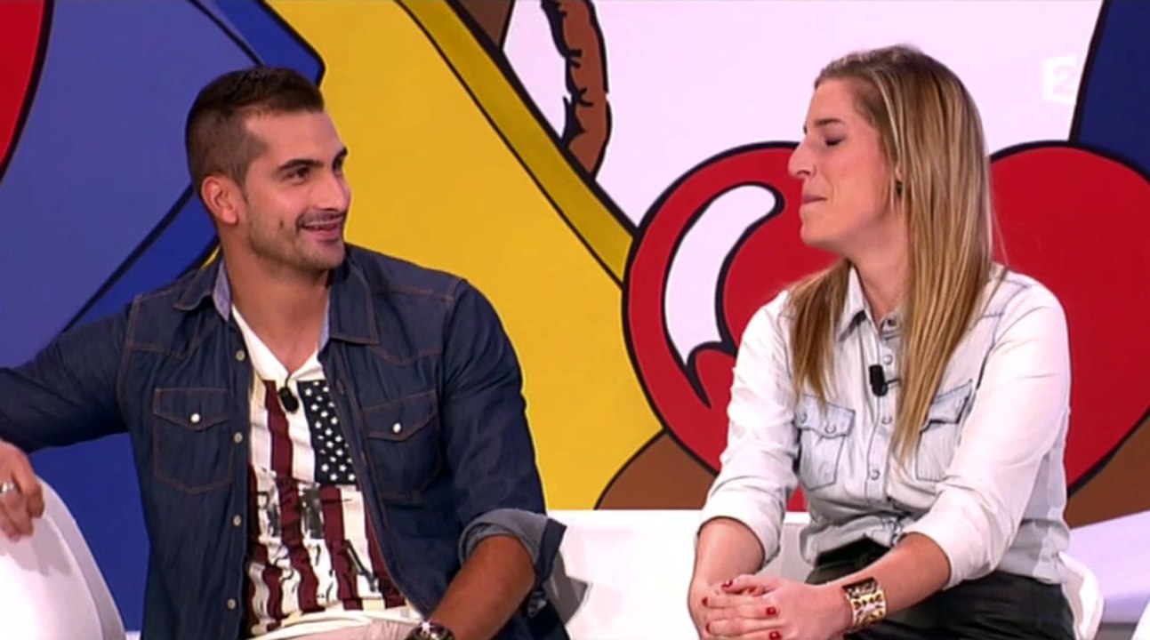 Une candidate gênée par l'anecdote très embarrassante de son compagnon... (Les Z'Amours)