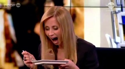 Lara Fabian très coquine à la télé belge