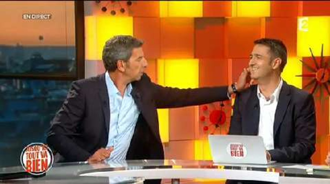 Michel Cymes propose un examen de la prostate à un chroniqueur