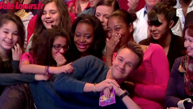 Zapping Jeux : Cyril Feraud se prend pour Justin Bieber, un homme déstabilisé sur TF1...