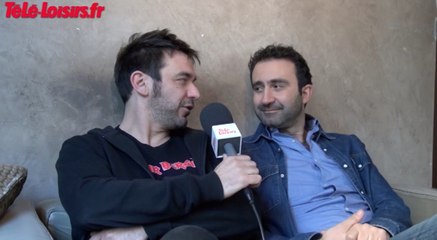 Que portent Mathieu et Thomas sous leurs kilts durant l'enquête sur le monstre du Loch Ness ?