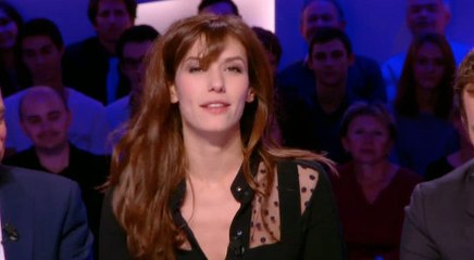 Doria Tillier fait passer le test de culture générale de Miss France au Grand Journal