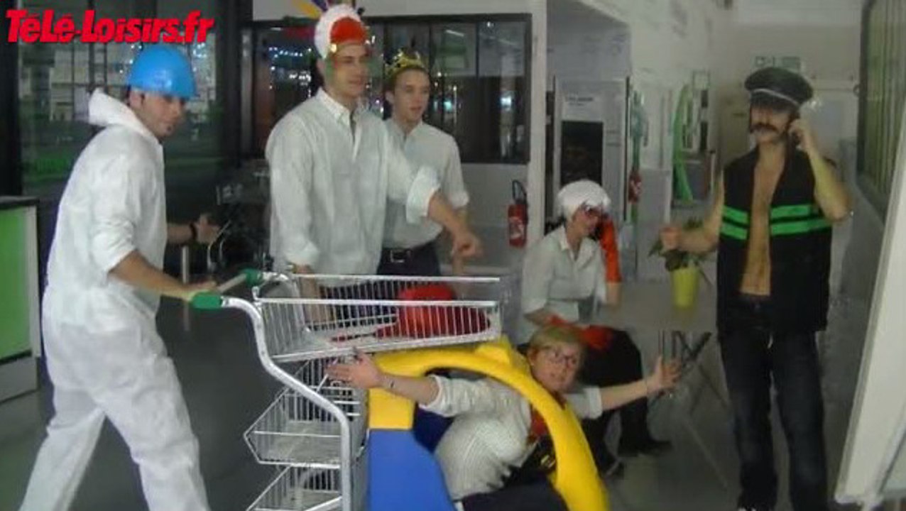 Zapping Web : Le lip dub ridicule du Leroy Merlin d'Agen, un éléphant qui fait du piano...