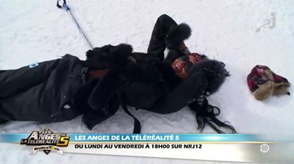 Les Anges 5 : Les énormes chutes de Nabilla à ski !