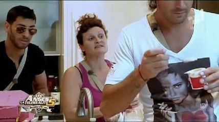 Les Anges 5 - Frédérique pète les plombs