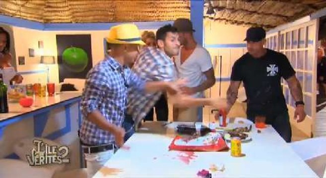 Inès (L'Ile des vérités 2) : On a vu que Samir était violent