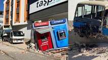Başkent’te freni patlayan dolmuş ATM’lere daldı
