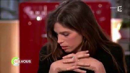 Maïwenn en pleurs dans C à vous
