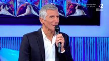 N’oubliez pas les paroles : Nagui et deux choristes se lancent dans un interminable concours de blagues