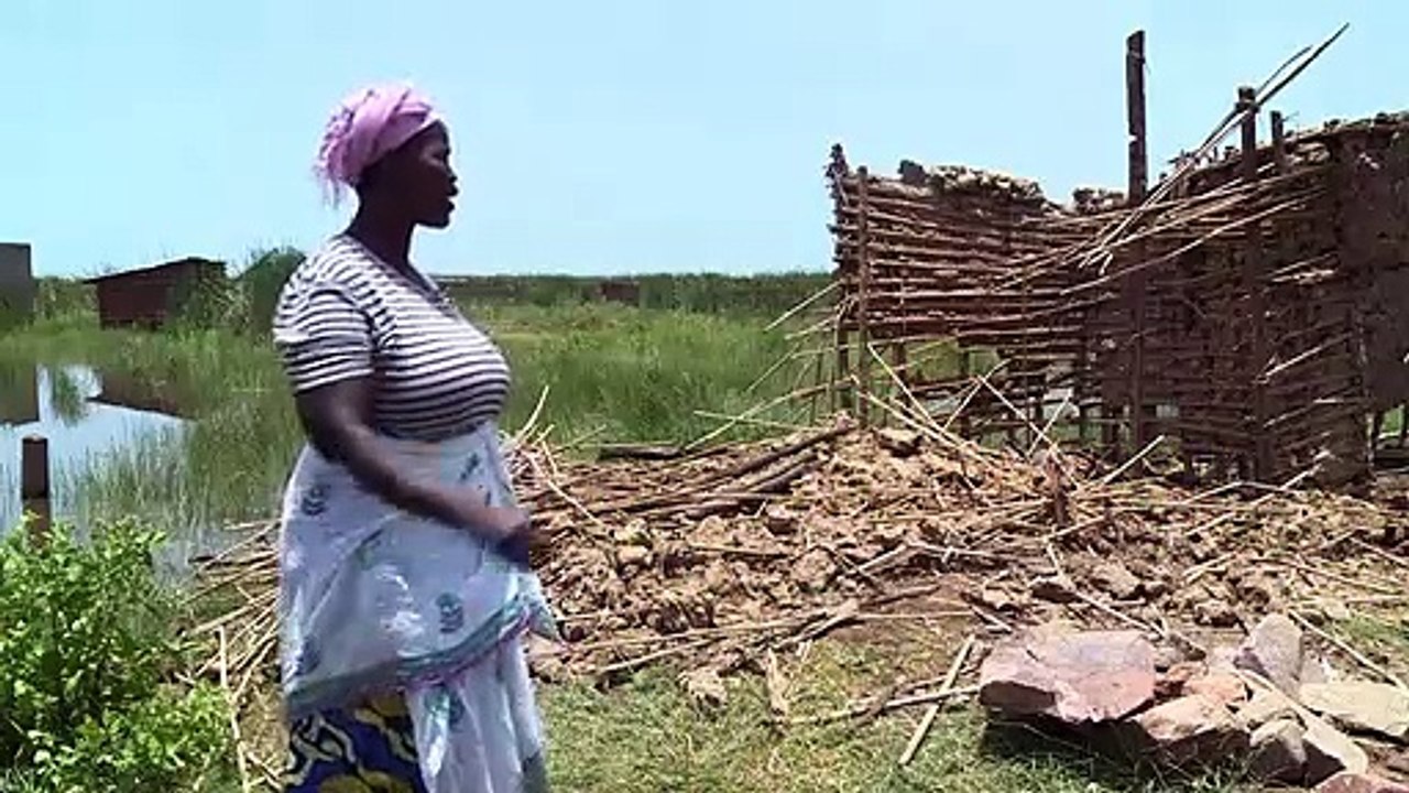 "Le lac Tanganyika vomit": au Burundi, l'eau monte et déplace les populations