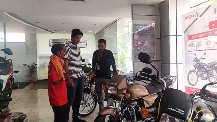 இதுதான் இணையம்.. ஒரே ட்விட்.. இளைஞரின் வாழ்க்கையை மாற்றிய நெட்டிசன்கள்.. மனதை லேசாக்கும் சம்பவம்!