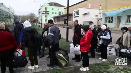 Siviller saldırı korkusuyla Donbas'tan ayrılıyor