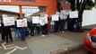 Alunos do Colégio Estadual Jardim Consolata fazem manifestação contra sistema EAD nos cursos Técnicos