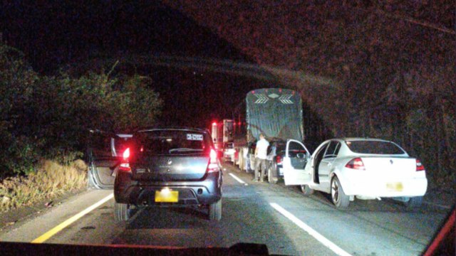 ¡Hasta cuatro horas! Monumental trancón en la vía Bogotá – Melgar