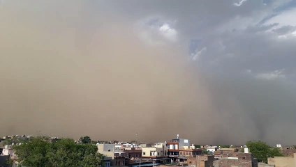 Weather: कल तक बरस रहे थे अंगारे, आज हुई ओलों की बारिश