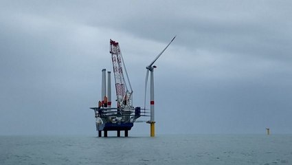 France begins building offshore wind farm