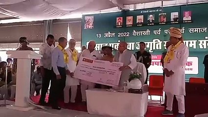 संगरिया में किसानों के कार्यक्रम को सम्बोधित करते राज्यपाल सत्यपाल मलिक।