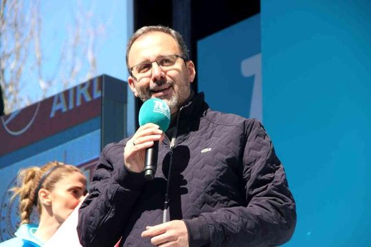 Bakan Kasapoğlu: Türkiye, spor ülkesi olma yolunda emin adımlarla ilerliyor