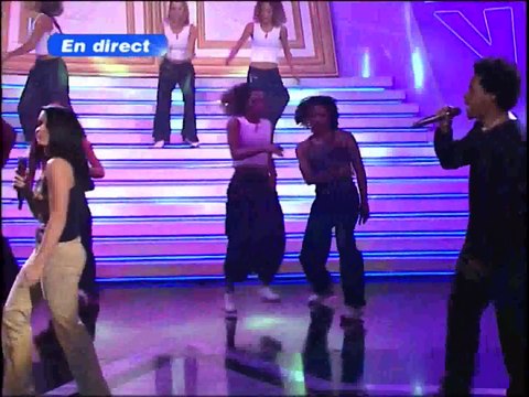 Ménélik et Jenifer chantent Bye Bye