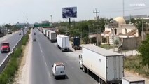 Camioneros mexicanos bloquean puente fronterizo con EE. UU. por nuevos controles de seguridad
