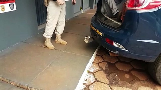 PRF detém indivíduo com mandado de prisão por furto qualificado