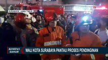 Walkot Surabaya Masuk ke Tunjungan Plaza, Pantau Langsung Pemadaman Titik Api