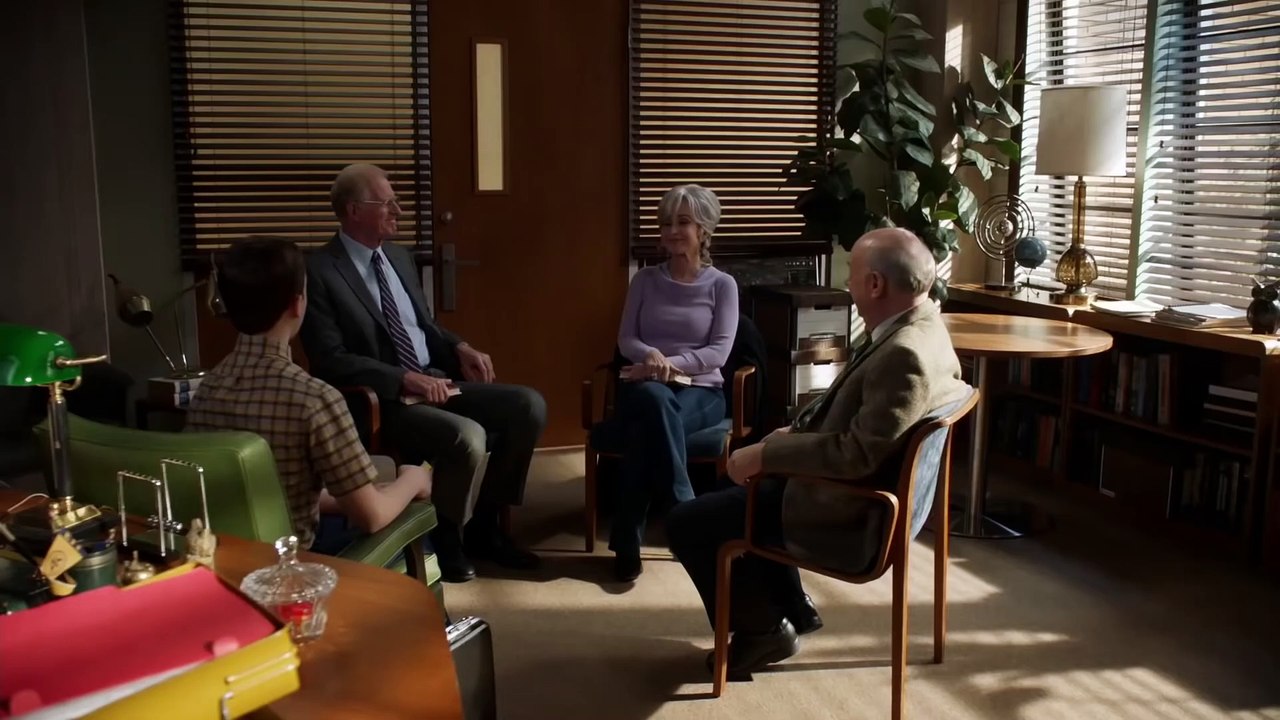 Young Sheldon s5 e18 Babies Lies and a Resplendent Cannoli