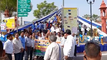 Video: संविधान निर्माता बाबा साहब अम्बेडकर को किया याद