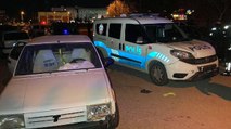 ‘Dur’ ihtarına uymayan ehliyetsiz sürücü polis aracına çarptı, para cezası aldı