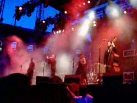Dionysos Nîmes 2004