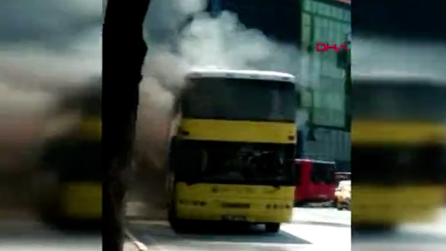 Beyoğlu'nda çift katlı İETT otobüsünde yangın