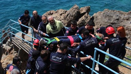 4 ay önce kayalıkta mahsur kalmıştı, şimdi de çöp toplarken düştü