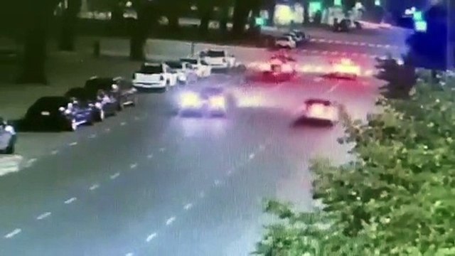 El futbolista Eduardo Toto Salvio es buscado por la policía tras atropellar a su exesposa y madre de sus dos hijos