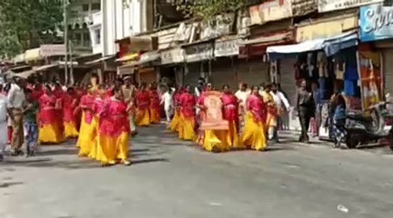 Mahavir Jayanti: ठाठ से निकला जुलूस, जयकारों से...