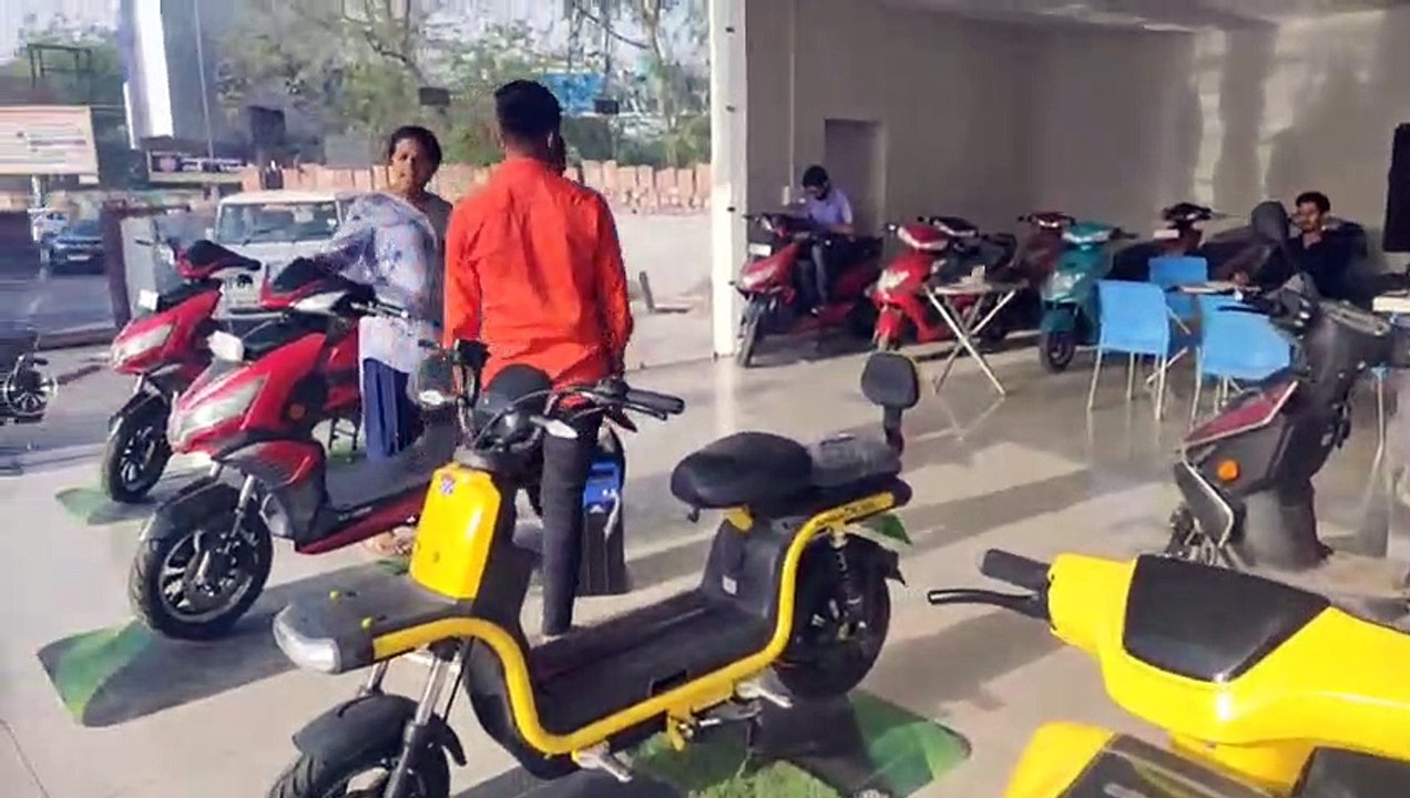 Electric vehicles - पेट्रोल-डीजल के बढ़े दाम से इस ओर रुख करने लगे लोग, जानने के लिए पढ़े पूरी खबर
