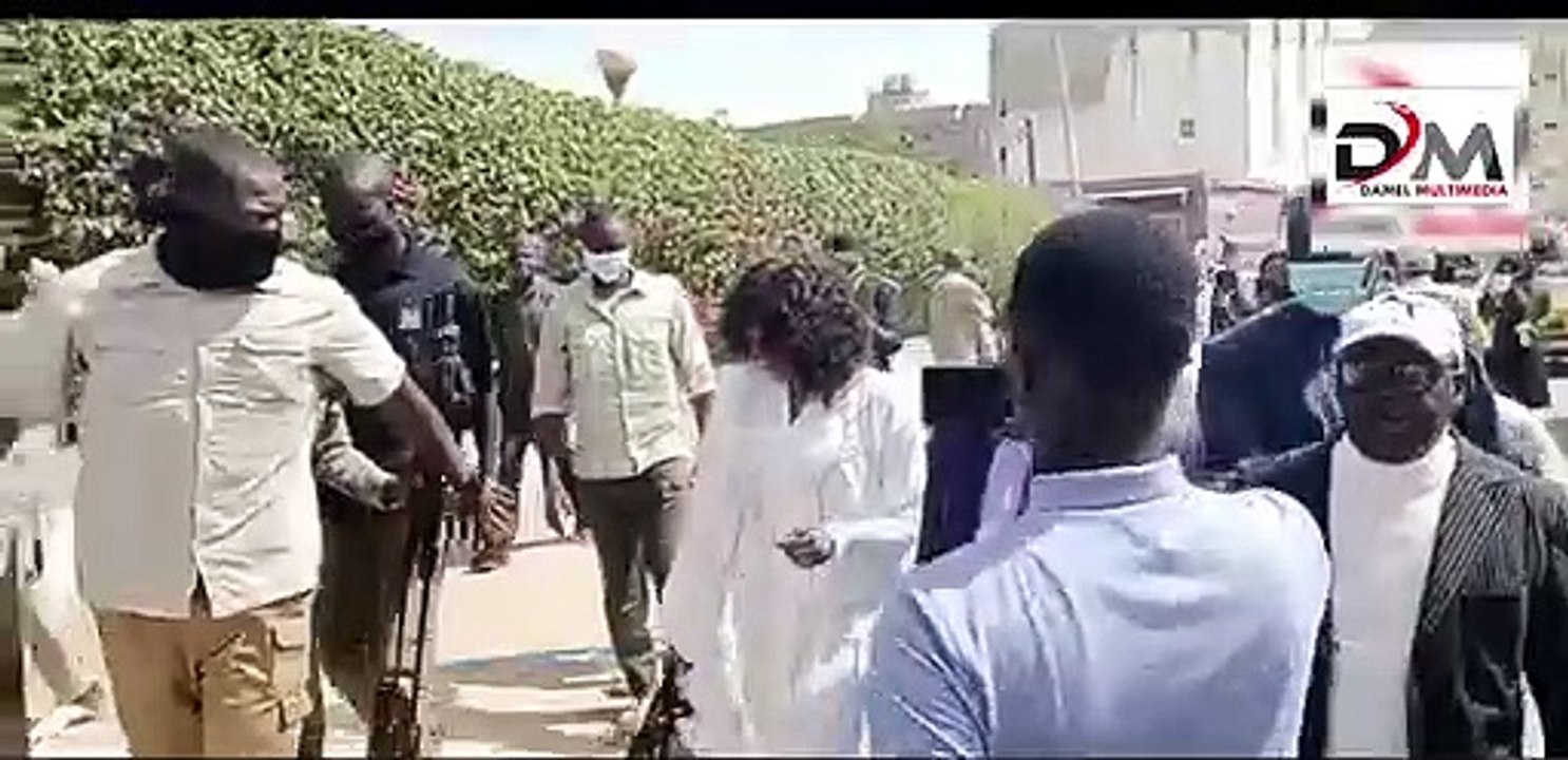 Adji Sarr au tribunal : «Je dis oui à un procès !»