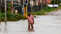 Güney Afrika'da son 60 yılın en şiddetli sel felaketinde 300'den fazla kişi öldü