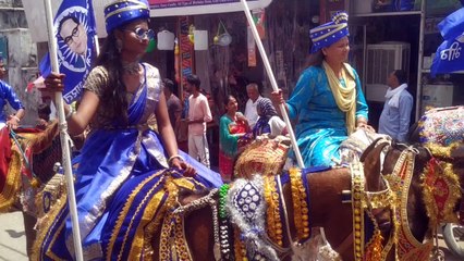 The caravan gathered in the Swabhiman rally, there was a competition t