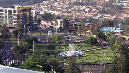 Reino Unido promete enviar para o Ruanda quem chegar ilegalmente ao país