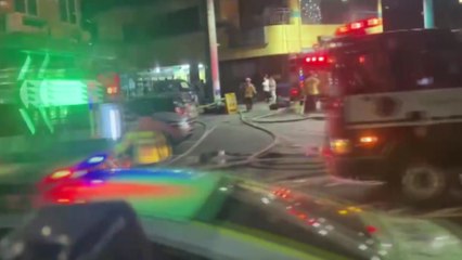 신길동 주유소 옆 식당에 불...소방차를 방어선 삼아 확산 막아 / YTN