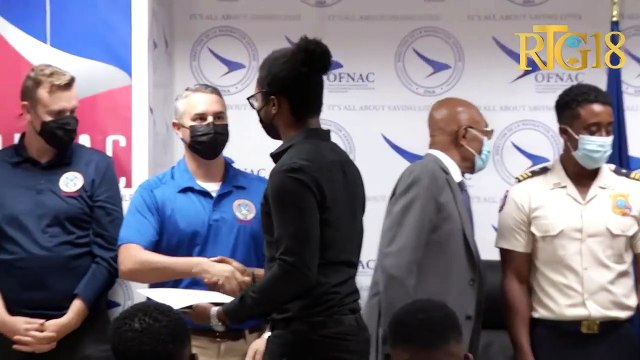 Responsab OFNAC yo ak sipò Gad kot ameriken klotire 2 mwa fòmasyon pou yon ventèn polisye.