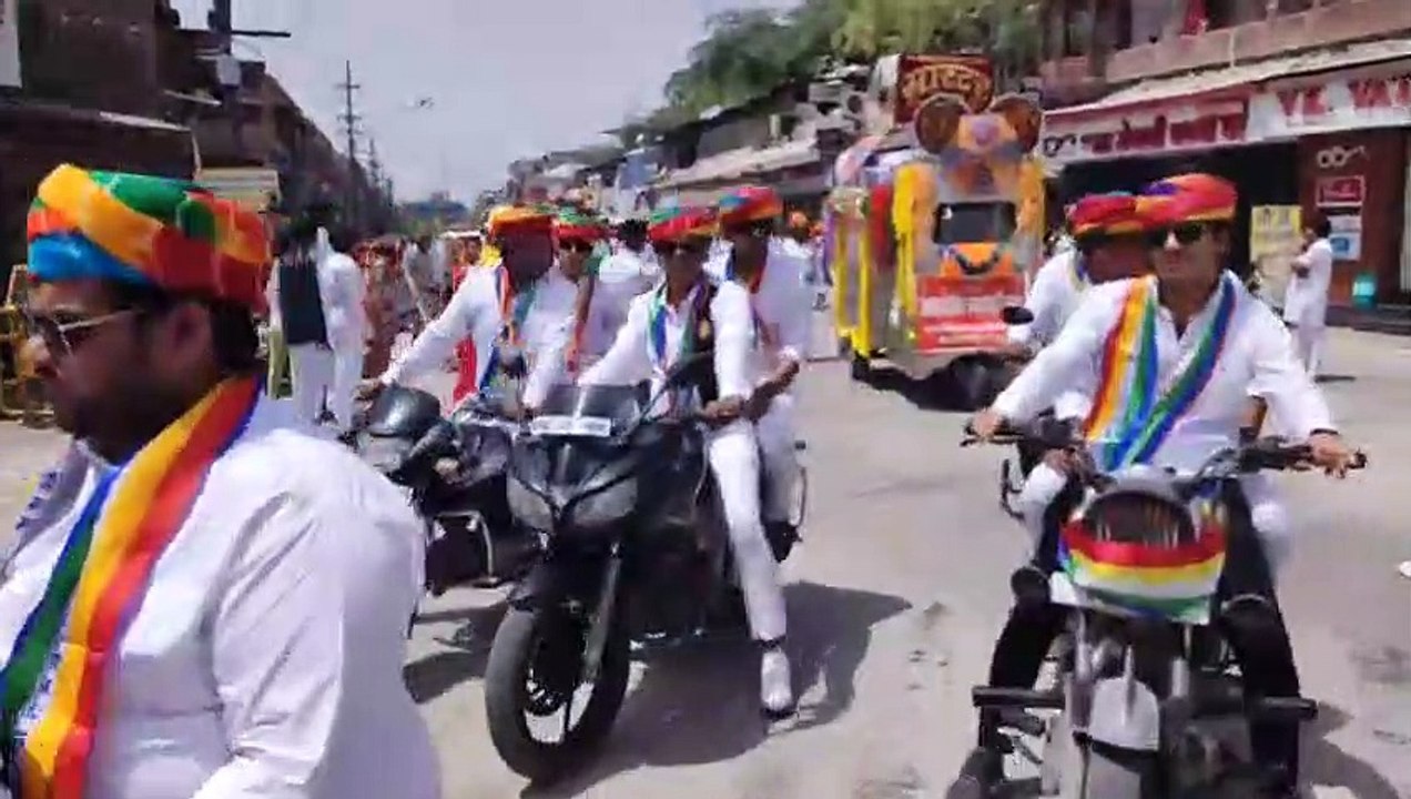 त्रिशलानंदन महावीर के जयकारों से गूंजी सूर्यनगर...