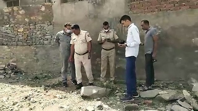 The peon was murdered ब्लेकमेल की नीयत से कर दी चपरासी की हत्या