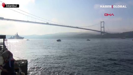 Rusya'nın batan amiral gemisi İstanbul Boğazı'ndan geçerken görüntülenmişti