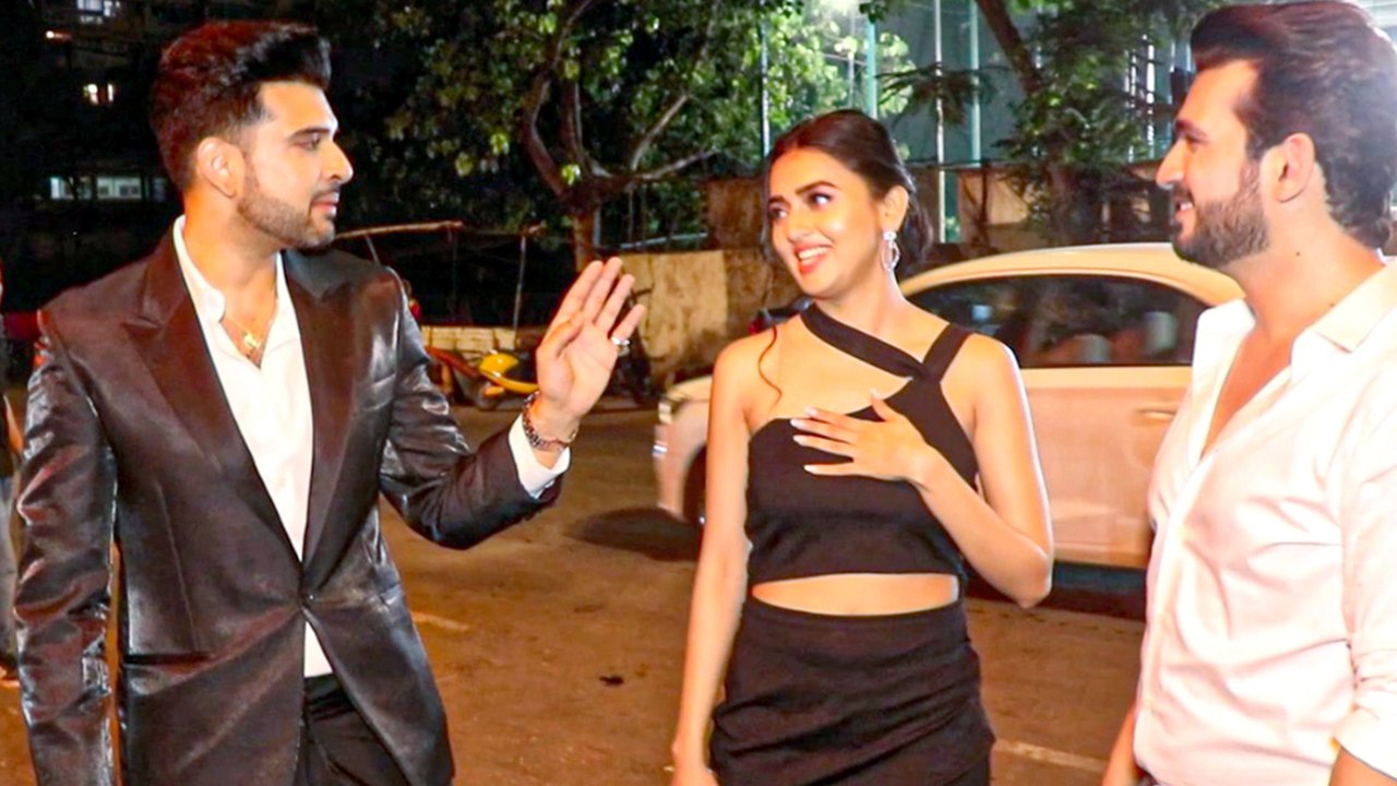 Karan Kundrra- Tejasswi Prakash Slay In Black Outfits At A Party