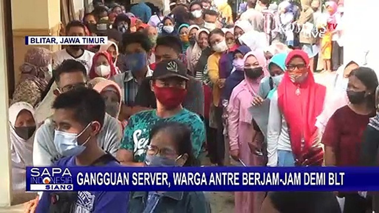 Server PT Pos Terganggu, Warga Penerima BLT Terpaksa Antre Berjam-jam