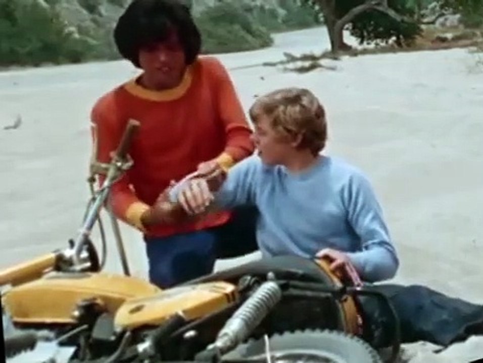 Shazam! S02 E01