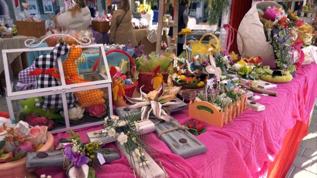 Πασχαλινή αγορά από τον σύλλογο Συν στον Άνθρωπο