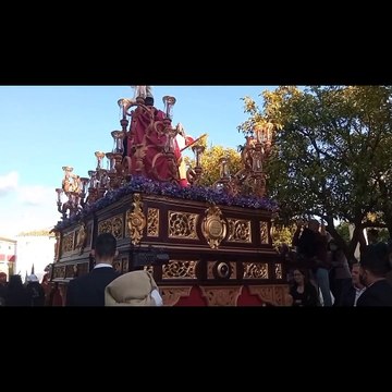 La Vera Cruz llena de verde esperanza el Jueves Santo guadalcanalense