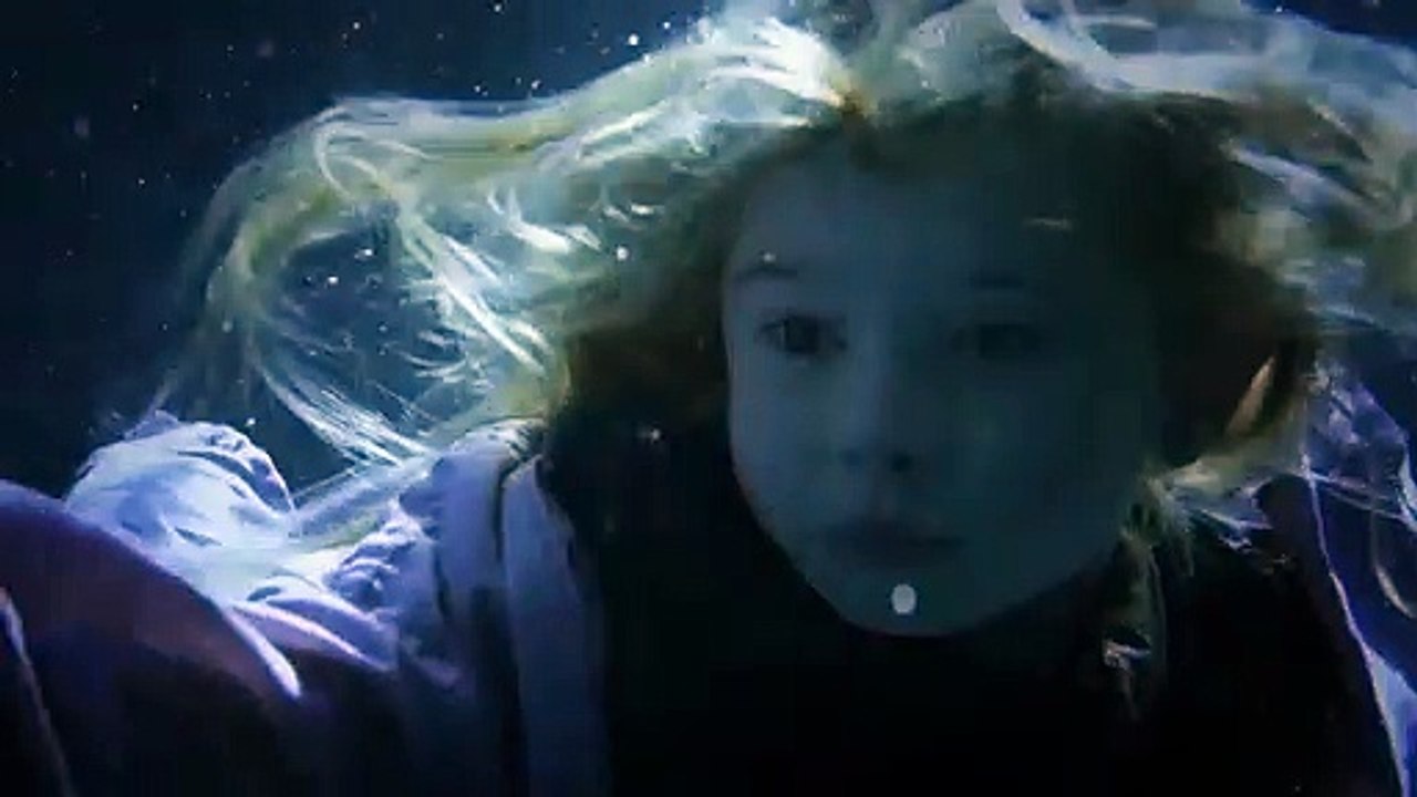 The Crossing (2018) - saison 1 Bande-annonce (2) VO